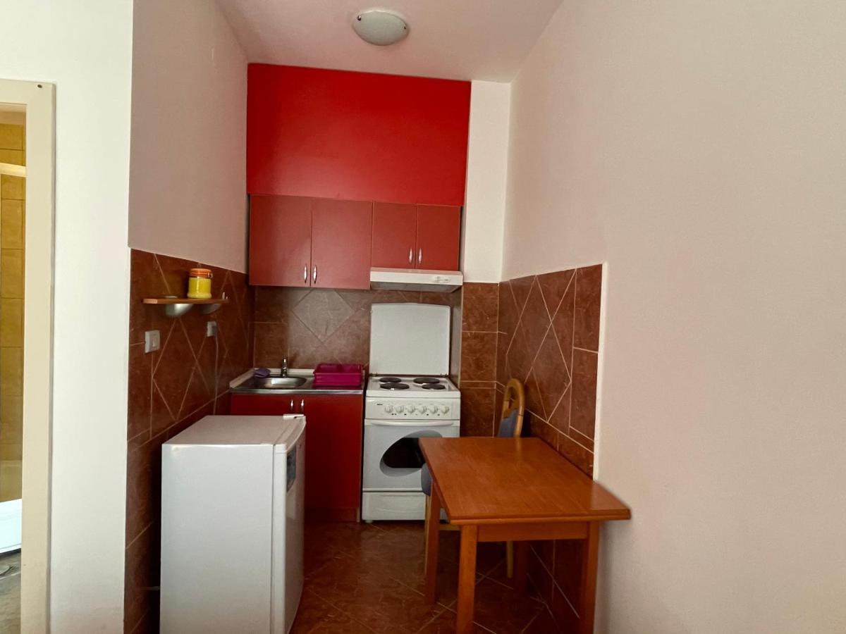 Apartments Zevs بودفا المظهر الخارجي الصورة