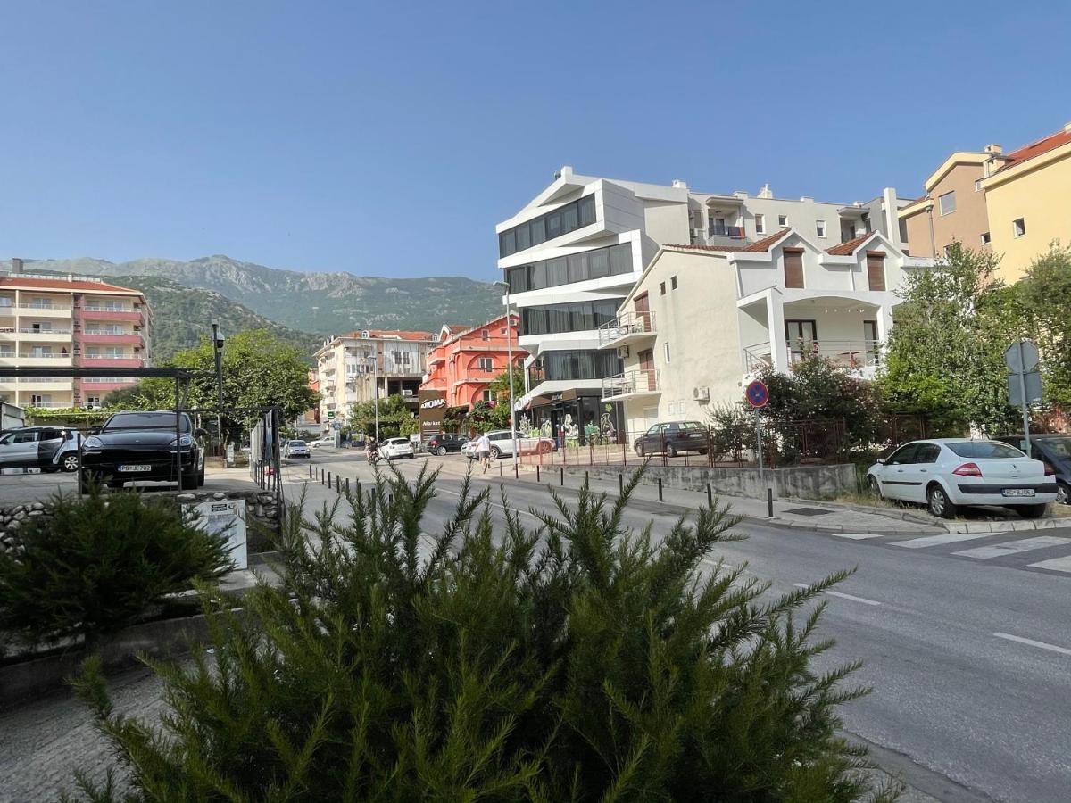Apartments Zevs بودفا المظهر الخارجي الصورة